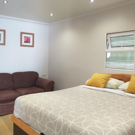 Malaga Ensuites City Centre מראה חיצוני תמונה
